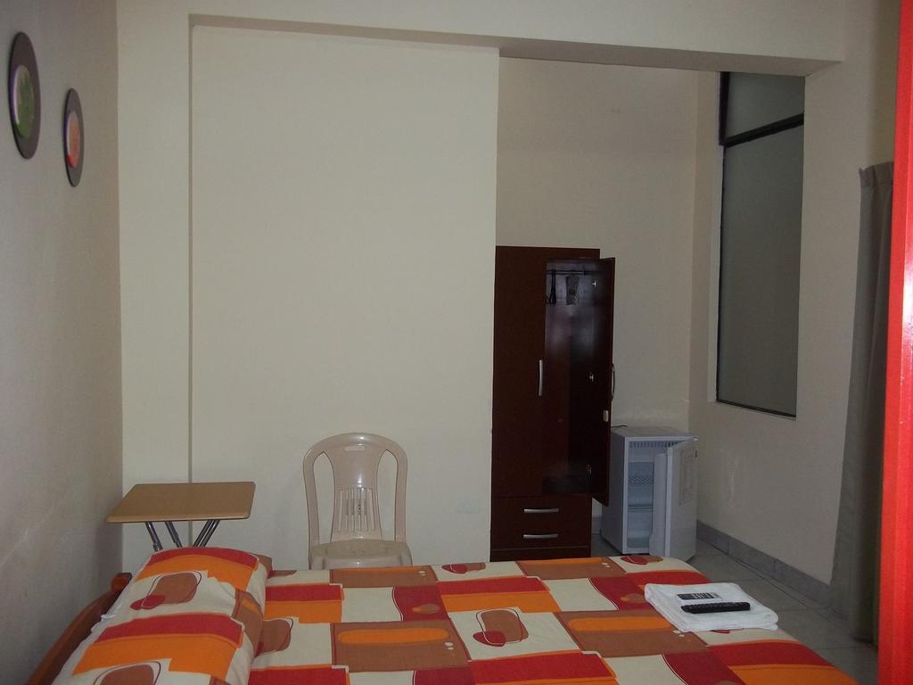Casa Linda II Hotel Iquitos Room photo